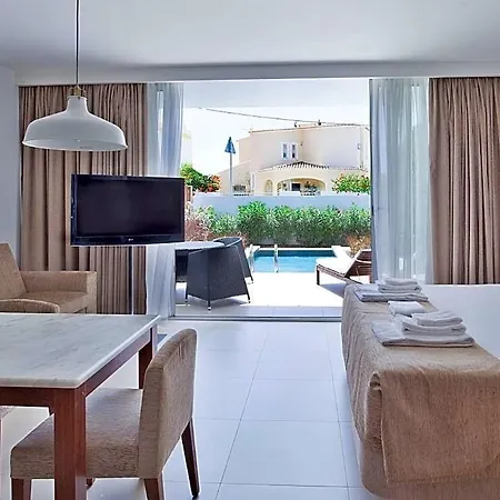 Sao Rafael Sleeps 4 With Pool Air Con And Wifi וילה